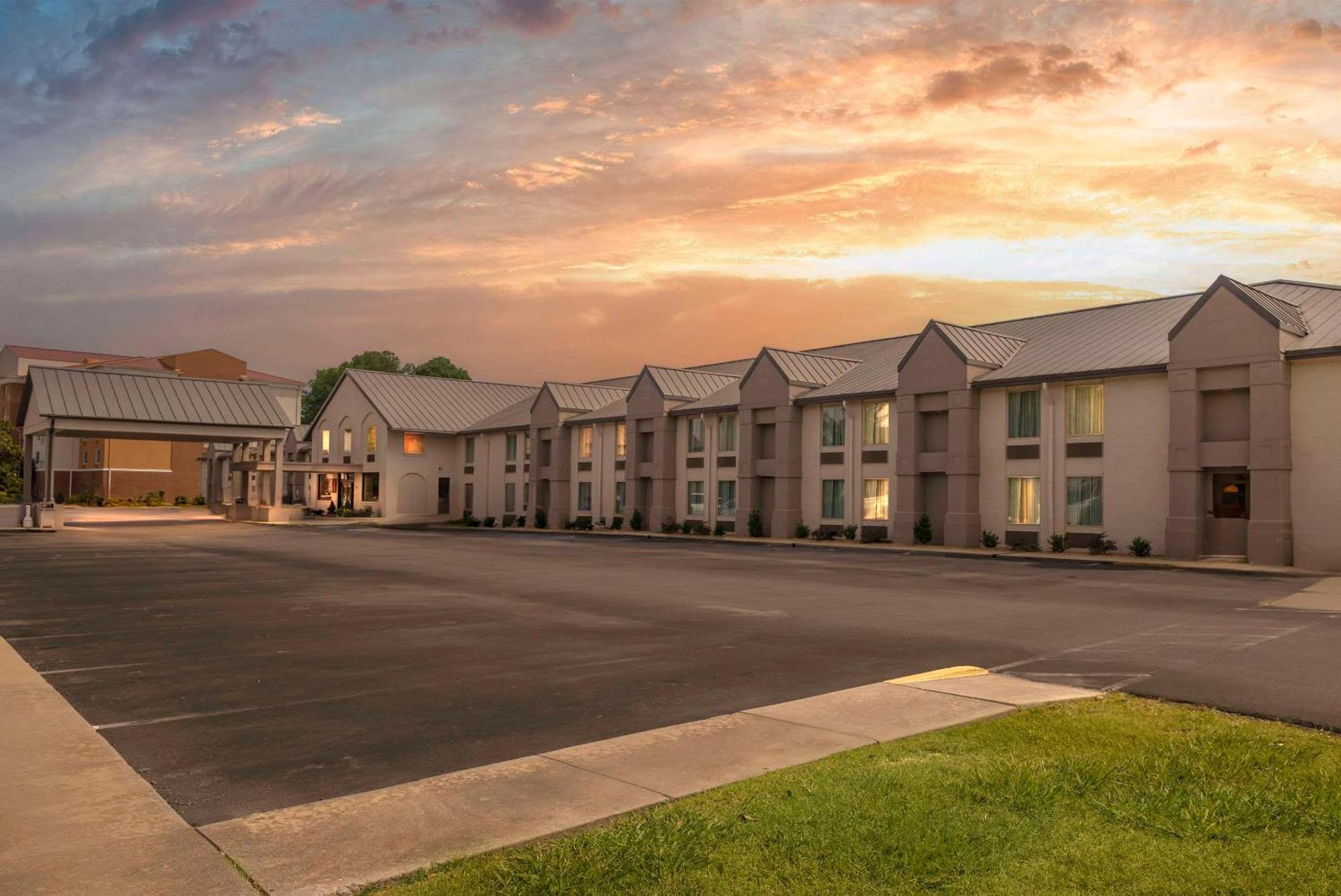 Comfort Inn Petersburg - Fort Lee Exterior foto