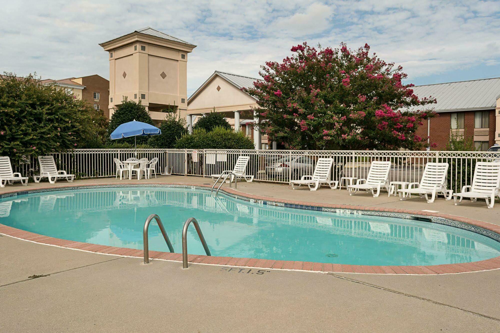 Comfort Inn Petersburg - Fort Lee Exterior foto